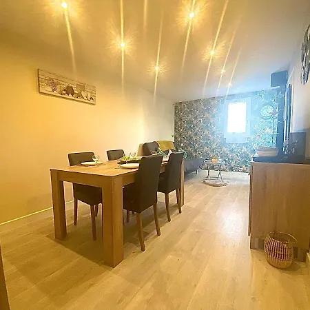 Apartment Proche Mer Avec Piscine Et Parking
